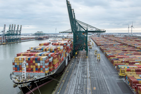 Hafen Antwerpen Empfang Der Gr ten Containerschiffe Dank 16 m hafen-antwerpen-empfang-der-gr-ten-containerschiffe-dank-16-m